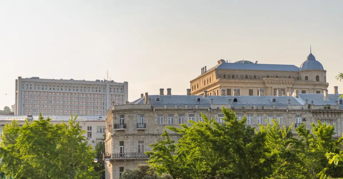 Les plus belles villes à découvrir en été : notre sélection