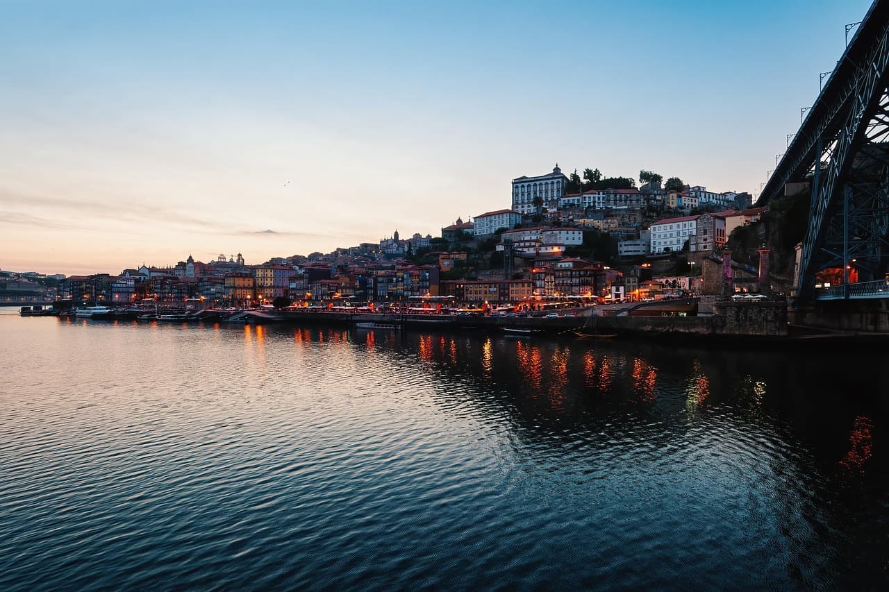 Pourquoi visiter les plus belles villes du monde est essentiel
